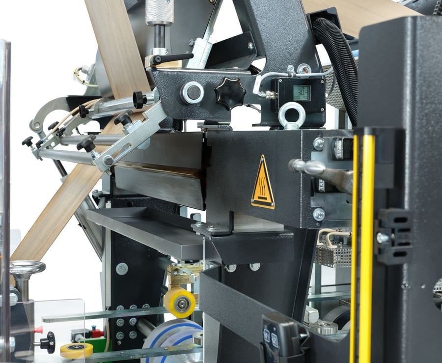 Adhesive Coating Machine | Cefla Finishing
